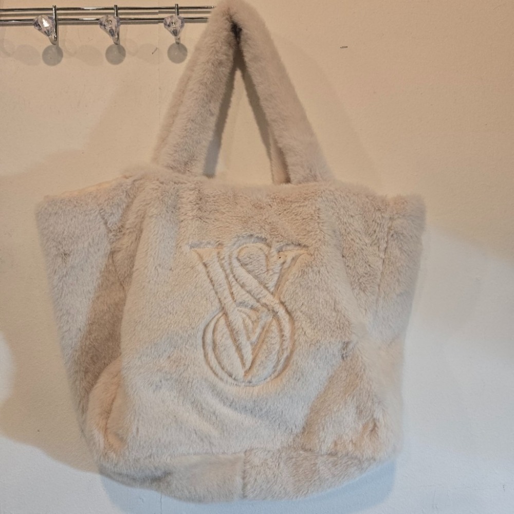 Victorias Secret Faux Fur White Purse Soft